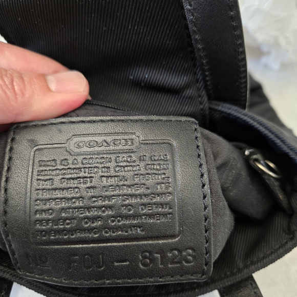 Elegant Black Coach Cute Mini Bag - Picture 3 of 3